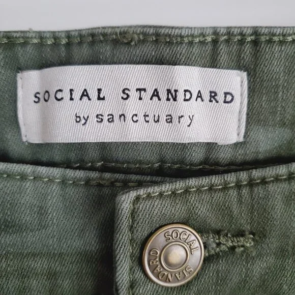 Sanctuary High Rise Camo Green Skinny Jeans Women Size 8/29 - Picture 3 of 7